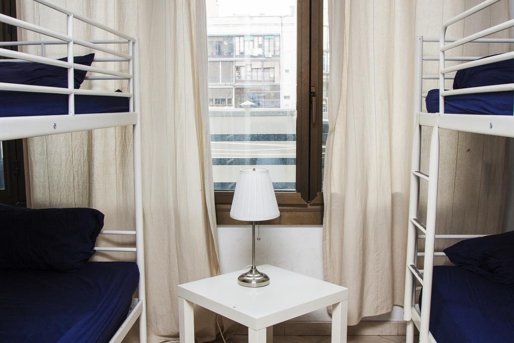 Art City Hostel Barcelona (Adults Only) الغرفة الصورة